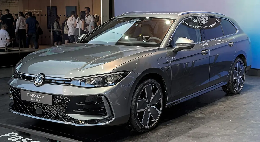 Photo de la voiture Volkswagen Passat, 2024
